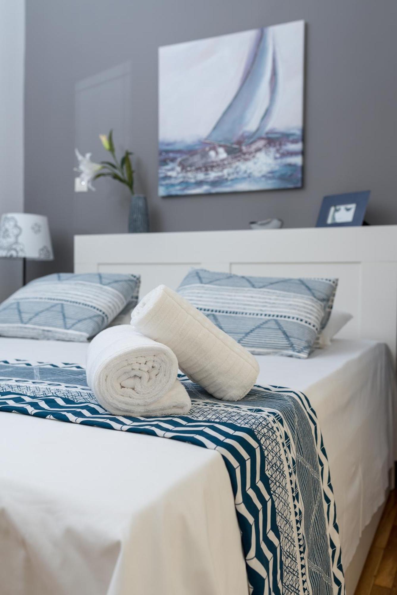 Apartment Lyto By Heloni