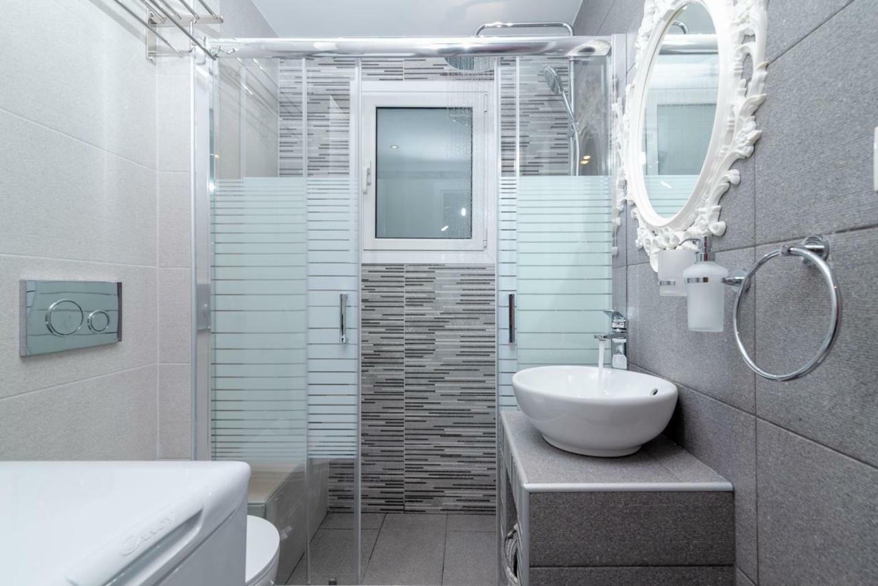 Lyto By Heloni Apartment